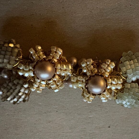 NWOT signed Miriam Haskell triple strand pearl and floral bead bracelet - Picture 3 of 9